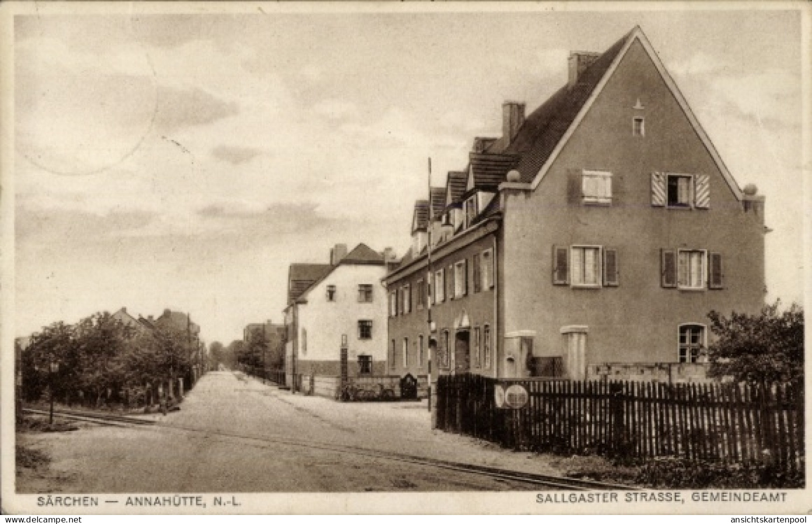 CPA Särchen Annahütte Schipkau in der Niederlausitz, Gemeindeamt in der Sallgaster Straße