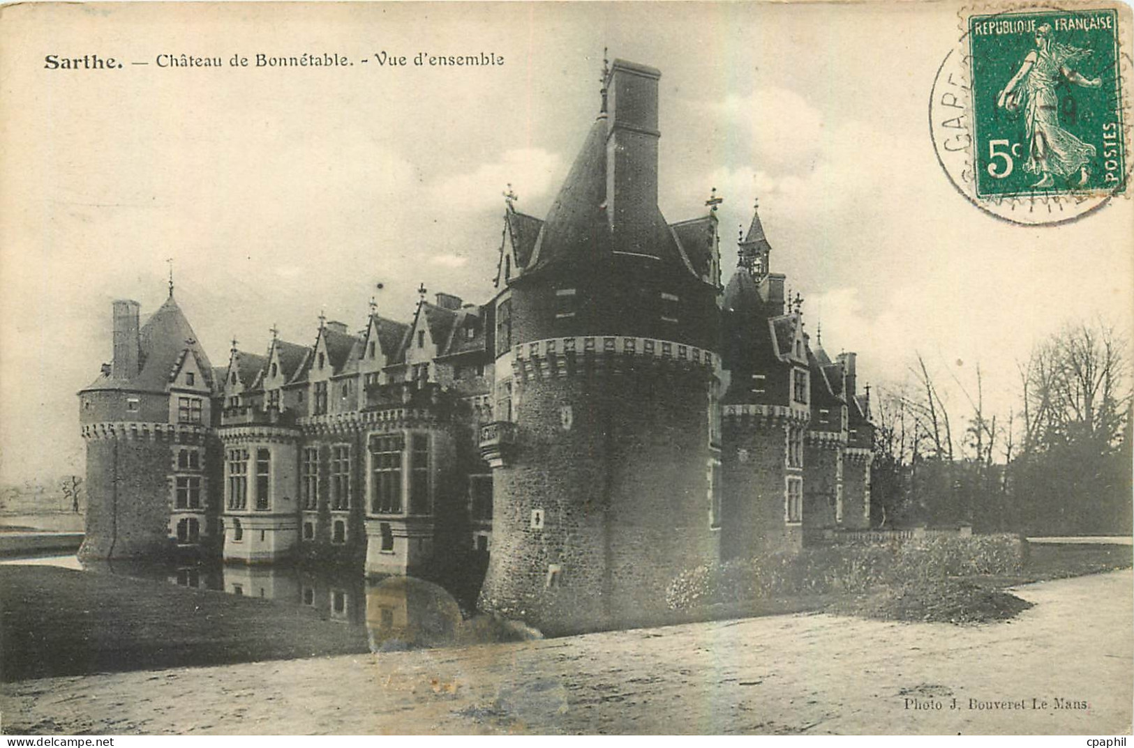 CPA Sarthe Chateau de Bonnetable Vue d'ensemble