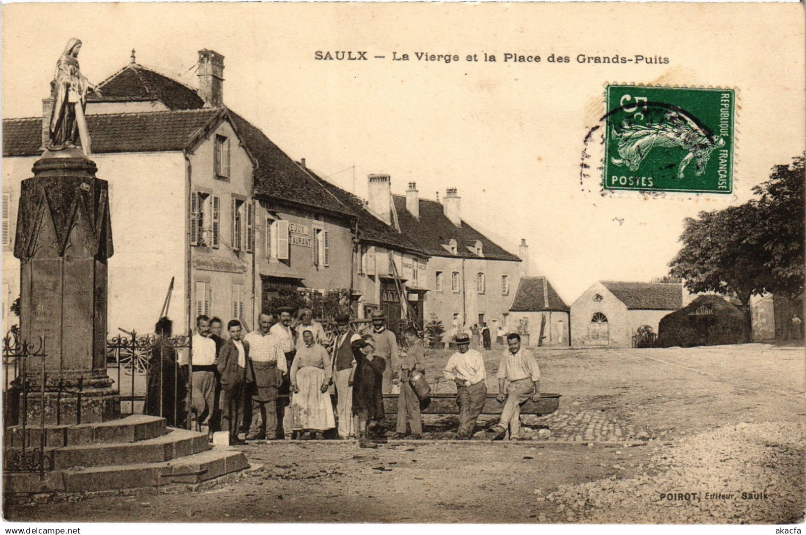 CPA Saulx La Vierge Place des Grands-Puits (1391751)