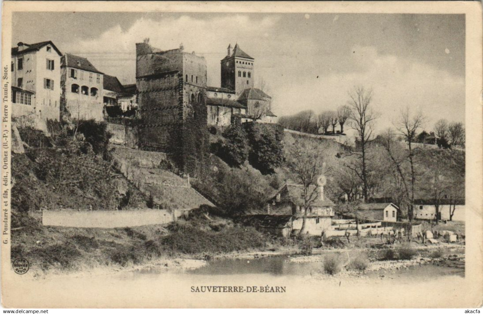 CPA Sauveterre de Bearn Chateau FRANCE (1130303)