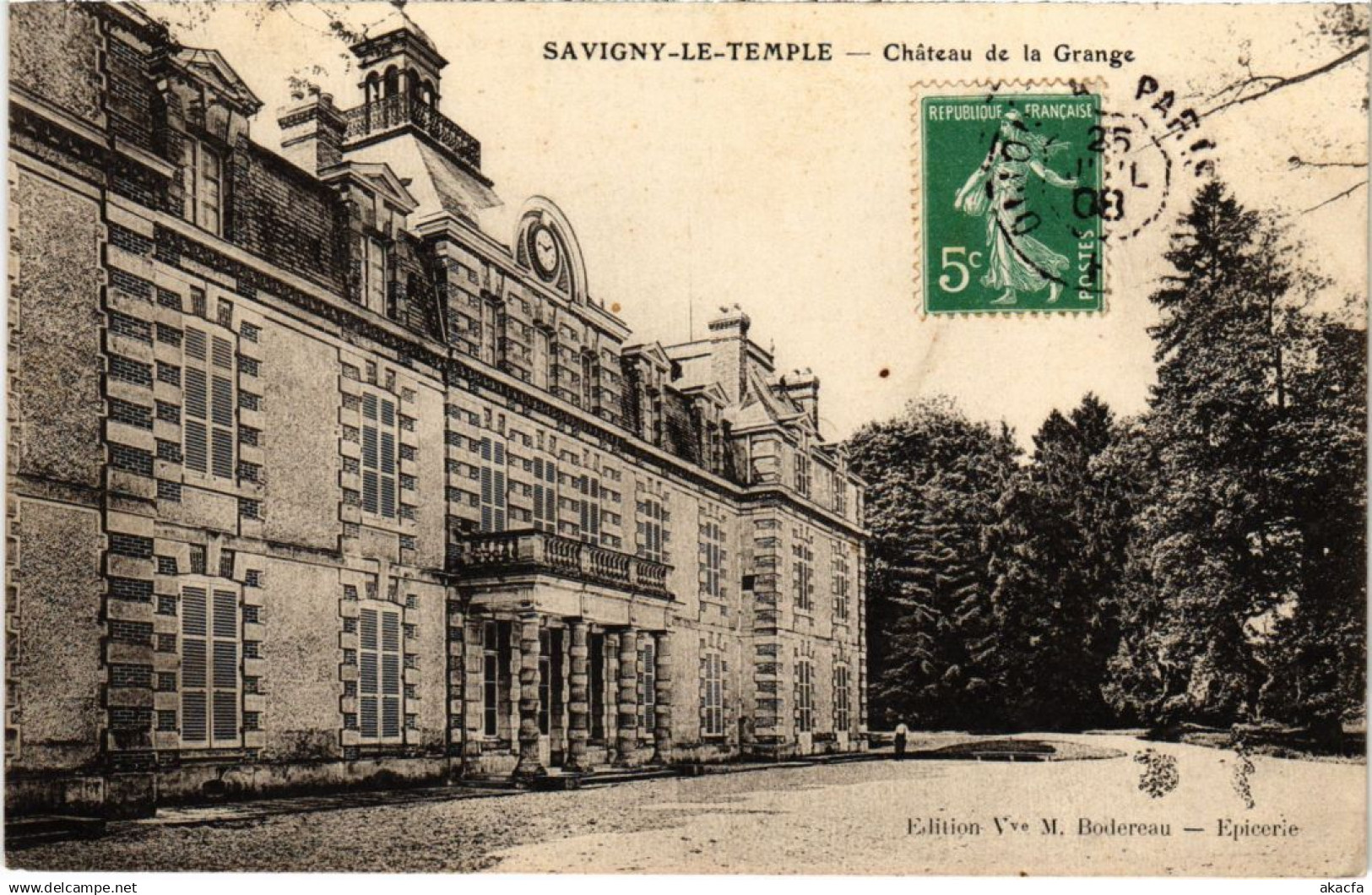 CPA Savigny le Temple Chateau de la Grange FRANCE (1300713)