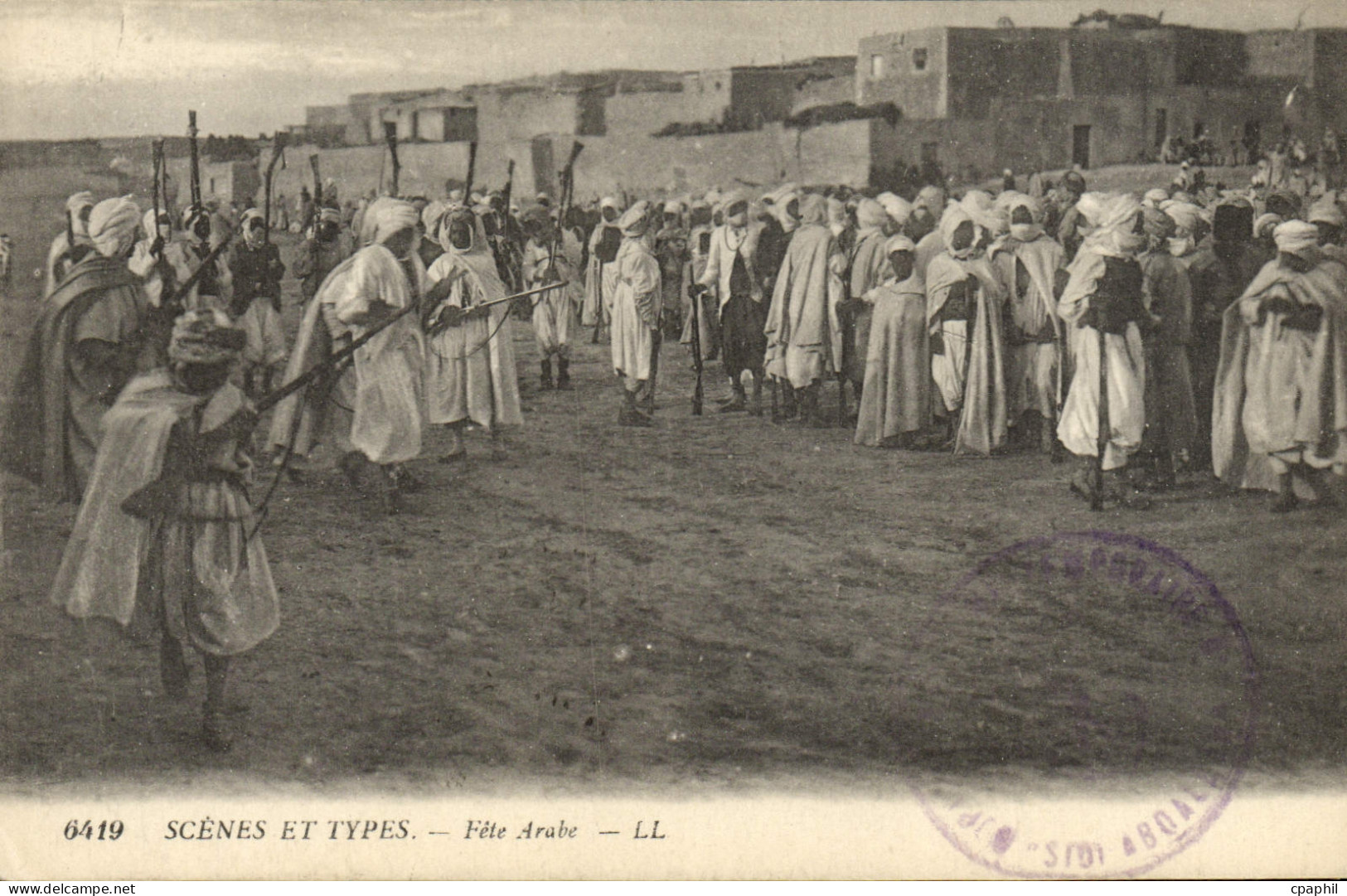 CPA Scenes Et Types Fete Arabe