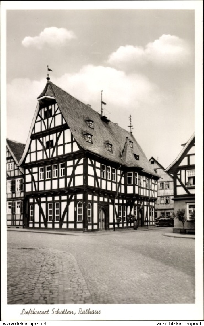 CPA Schotten im Vogelsbergkreis Hessen, Partie am Rathaus, Fachwerkhaus