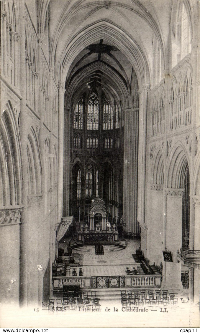 CPA Sees Interieur De La Cathedrale