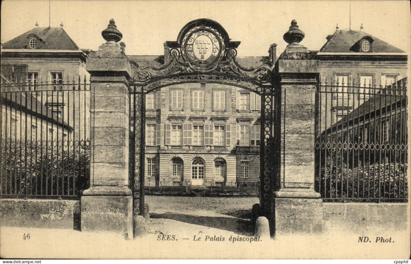 CPA Sees Le Palais Episcopal