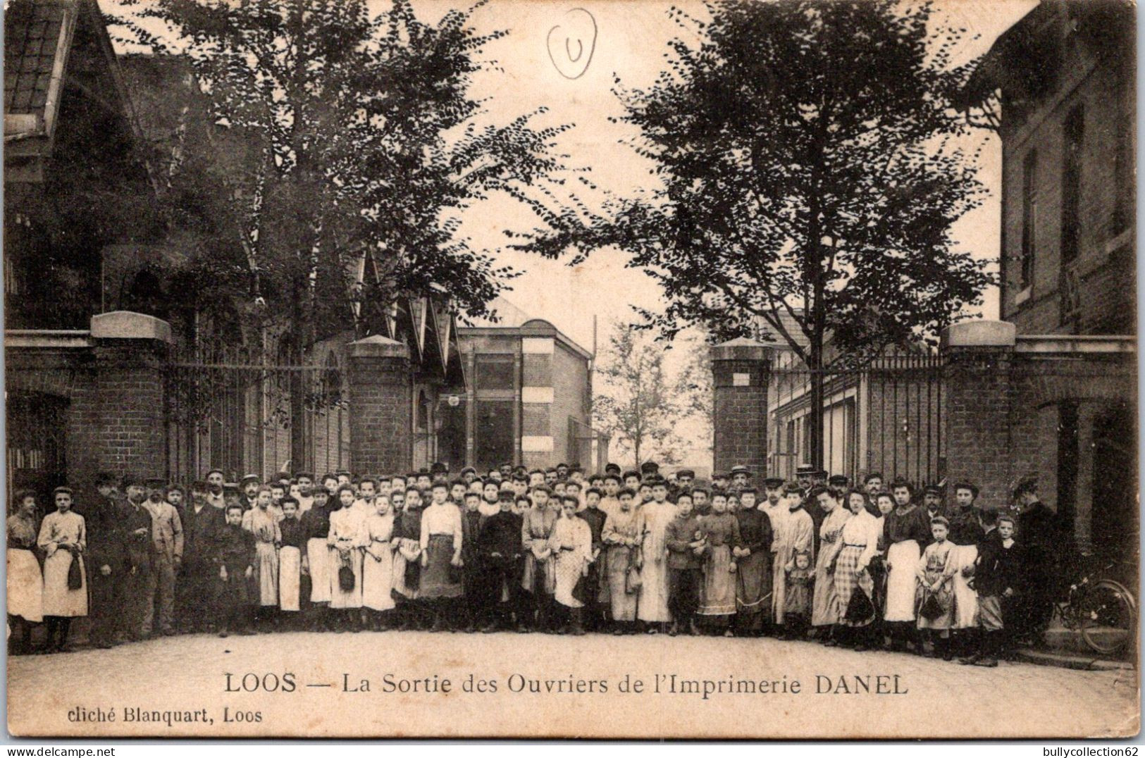 CPA  SELECTION  -  LOOS LES LILLE  -  La Sortie des Ouvriers de l'Imprimerie DANEL