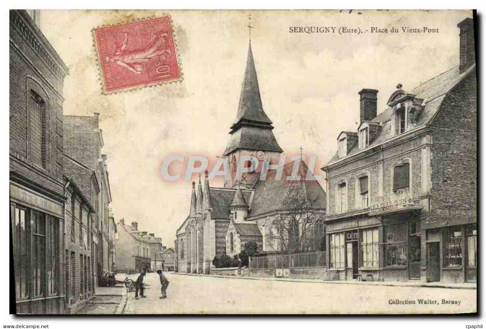 CPA Serquigny Place Du Vieux Pont