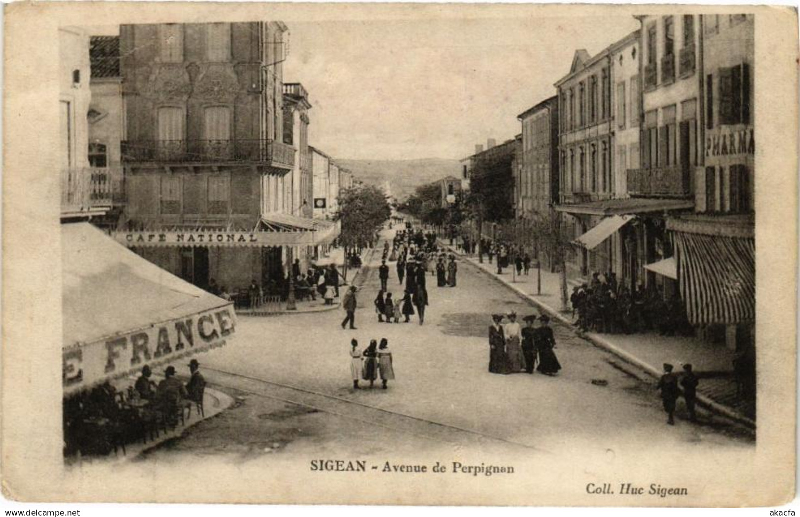 CPA SIGEAN-Avenue de Perpignan (260777)