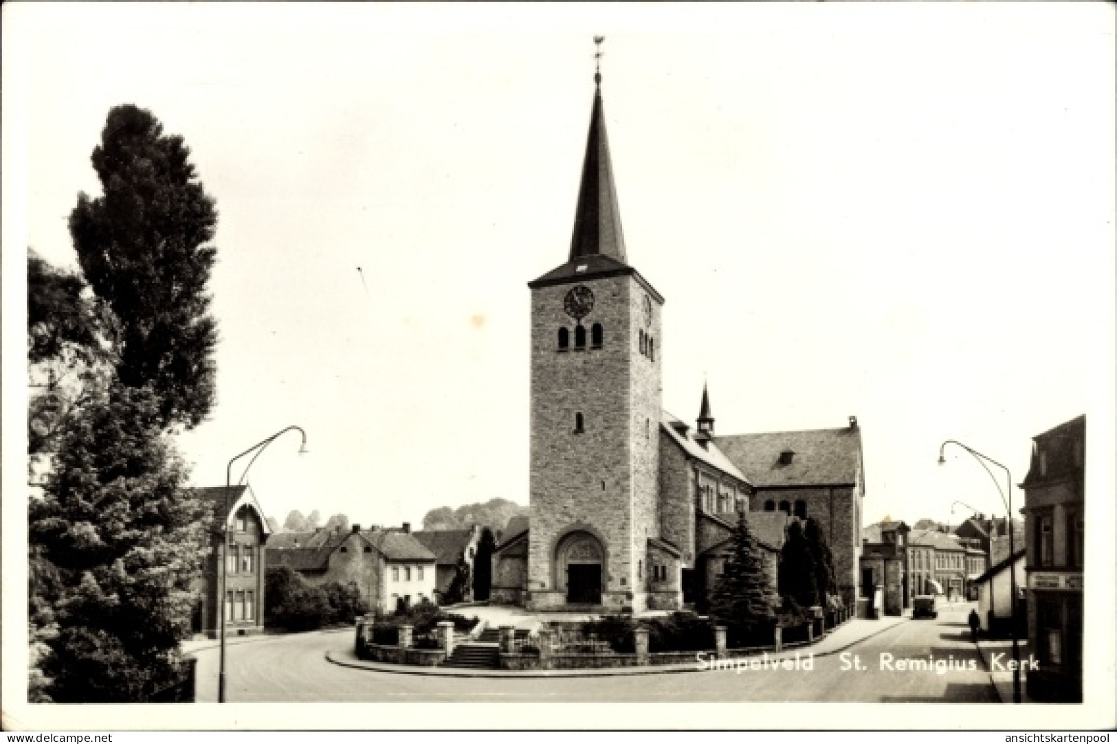 CPA Simpelveld Limburg Niederlande, St. Remigius Kerk