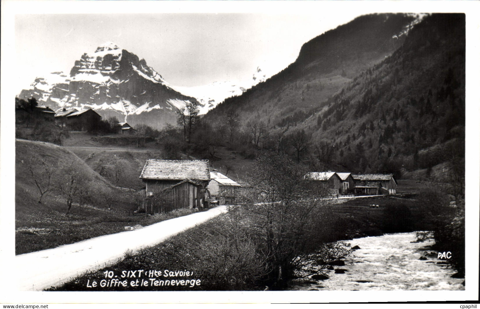 CPA Sixt Le Giffre Et Le Tenneverge