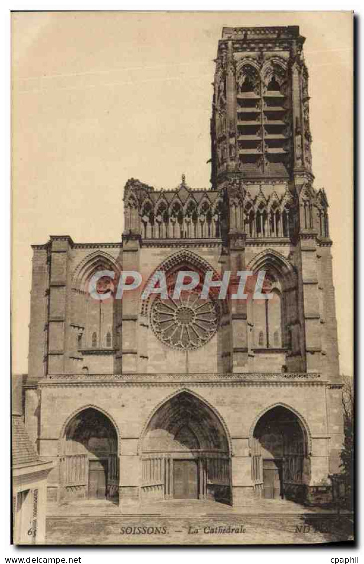 CPA Soissons La Cathedrale