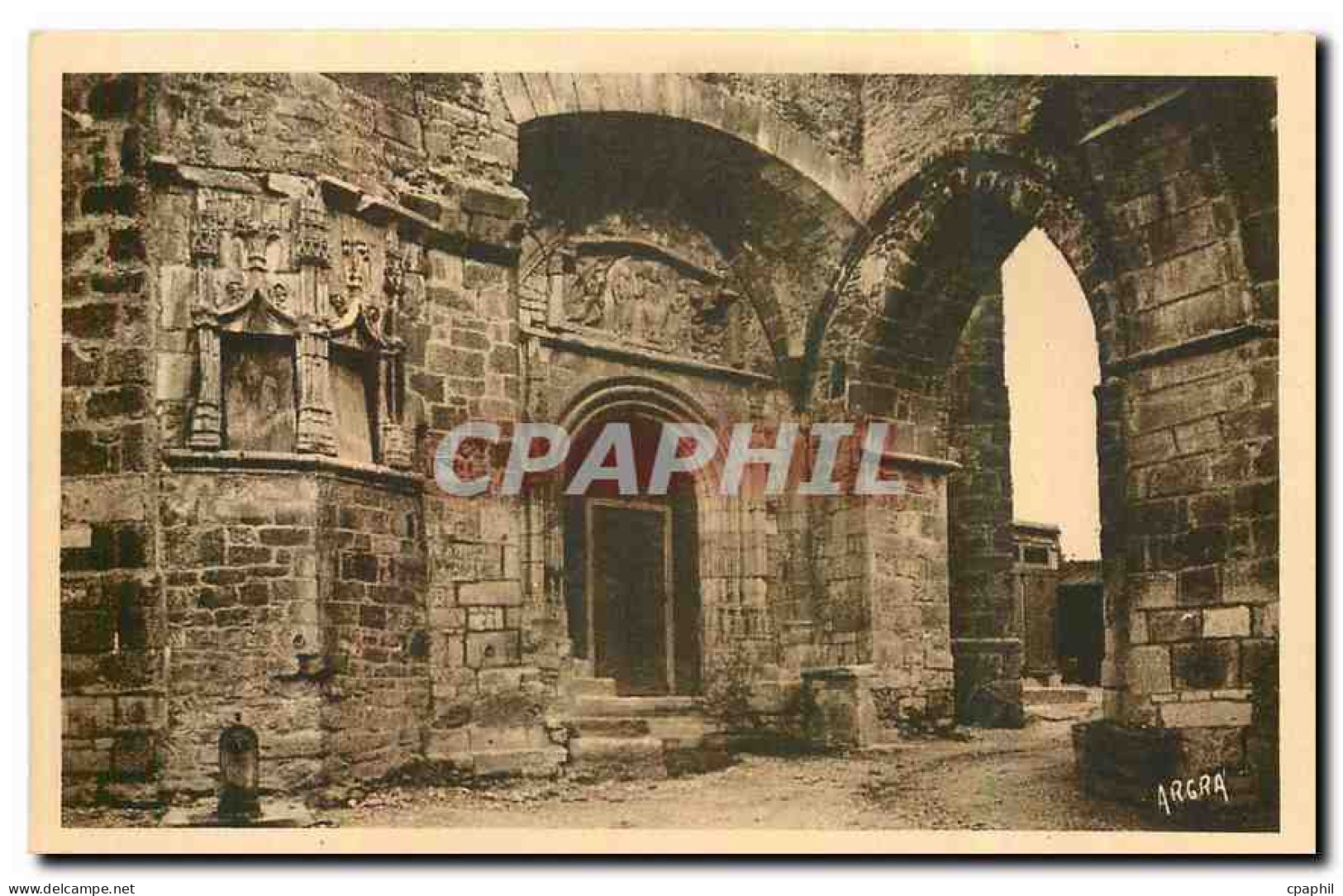 CPA Souillac Lot Porche du Beffroi