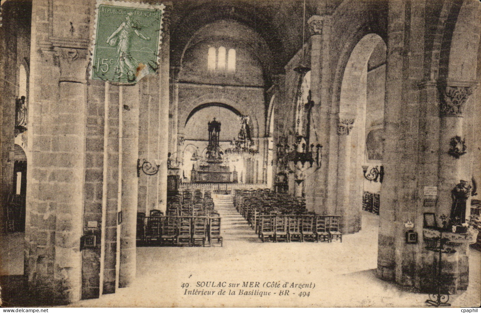 CPA Soulac sur mer Interieur de la basilique