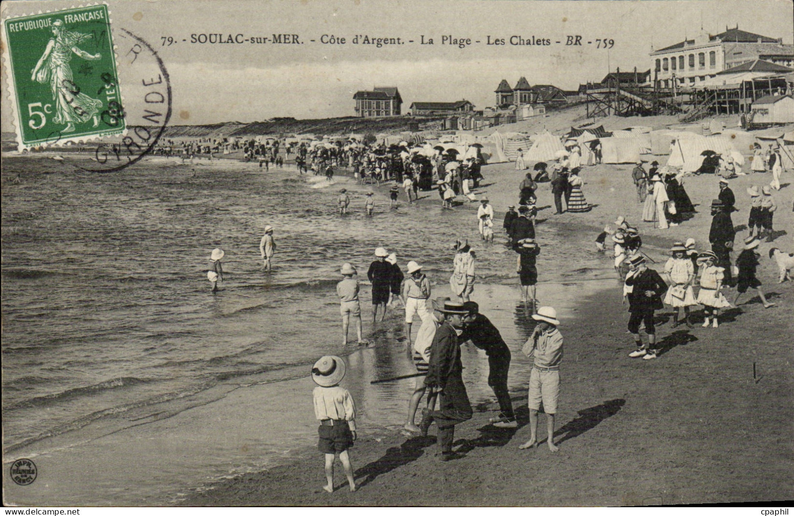 CPA Soulac sur mer la plage Les chalets