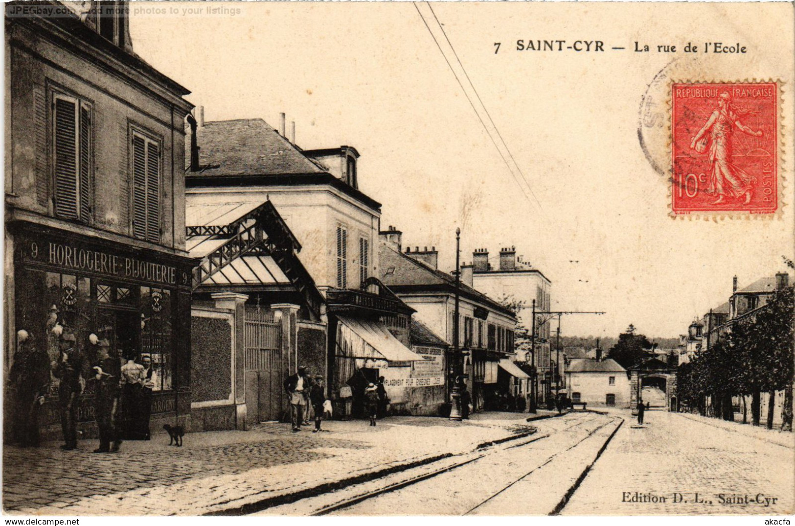 CPA St Cyr l'Ecole Rue de l'Ecole (1443644)