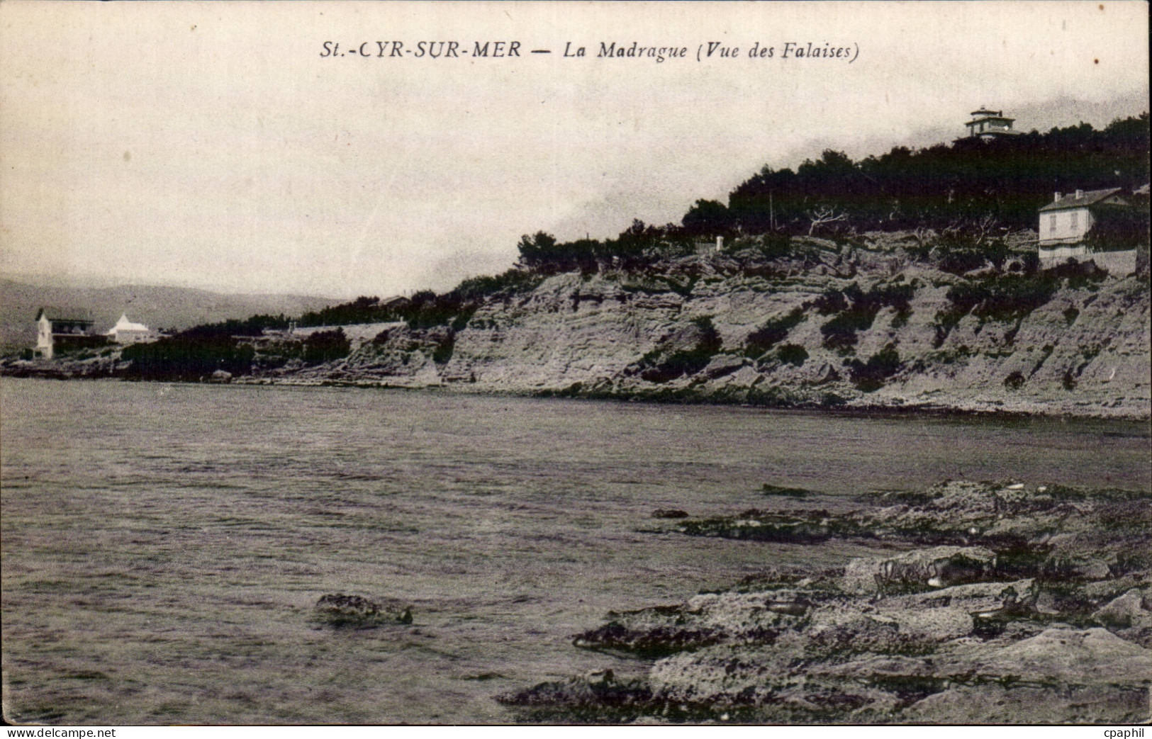 CPA St Cyr sur mer La Madrague (vue des falaises)