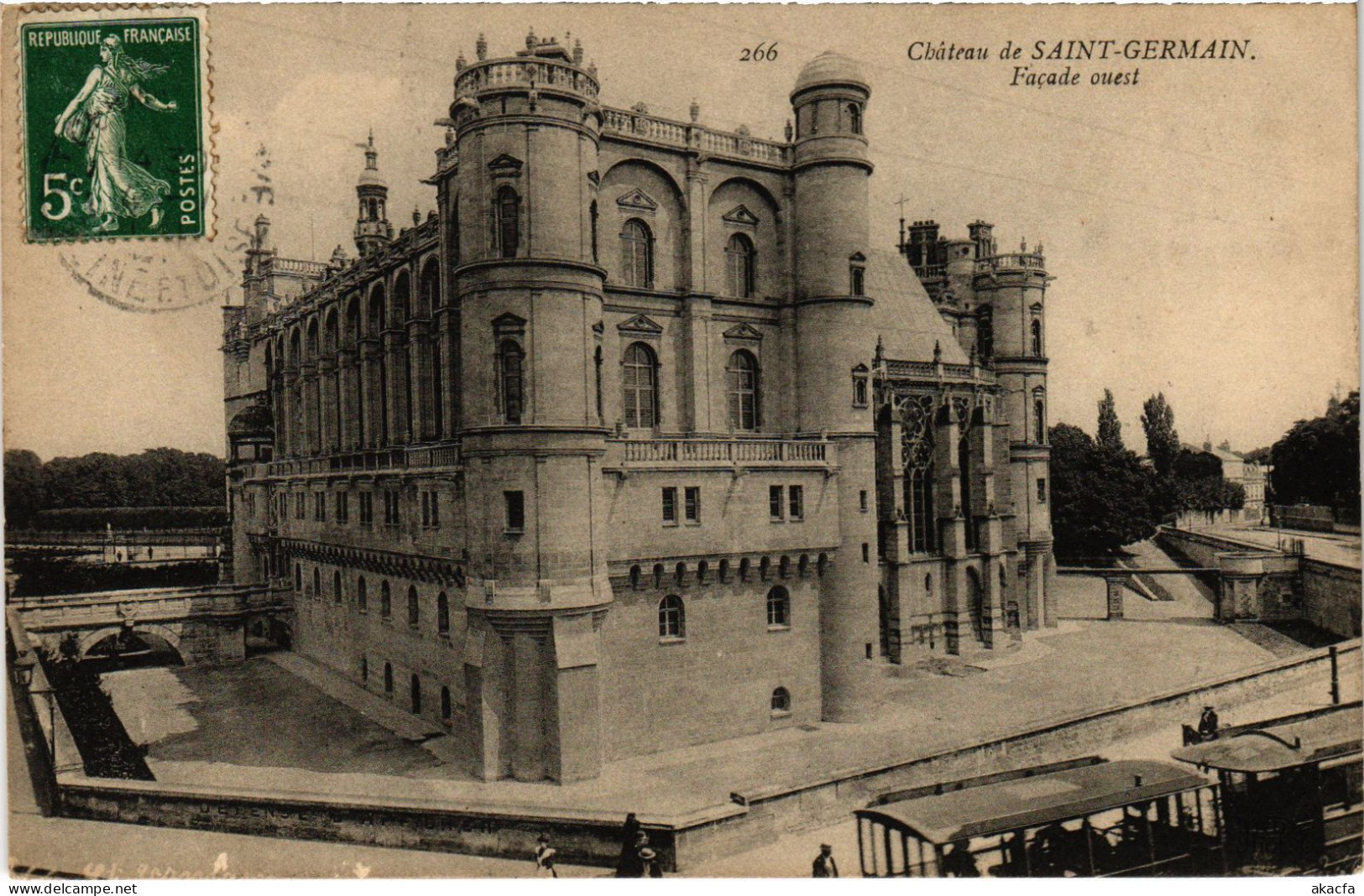 CPA St Germain en Laye Chateau (1401649)