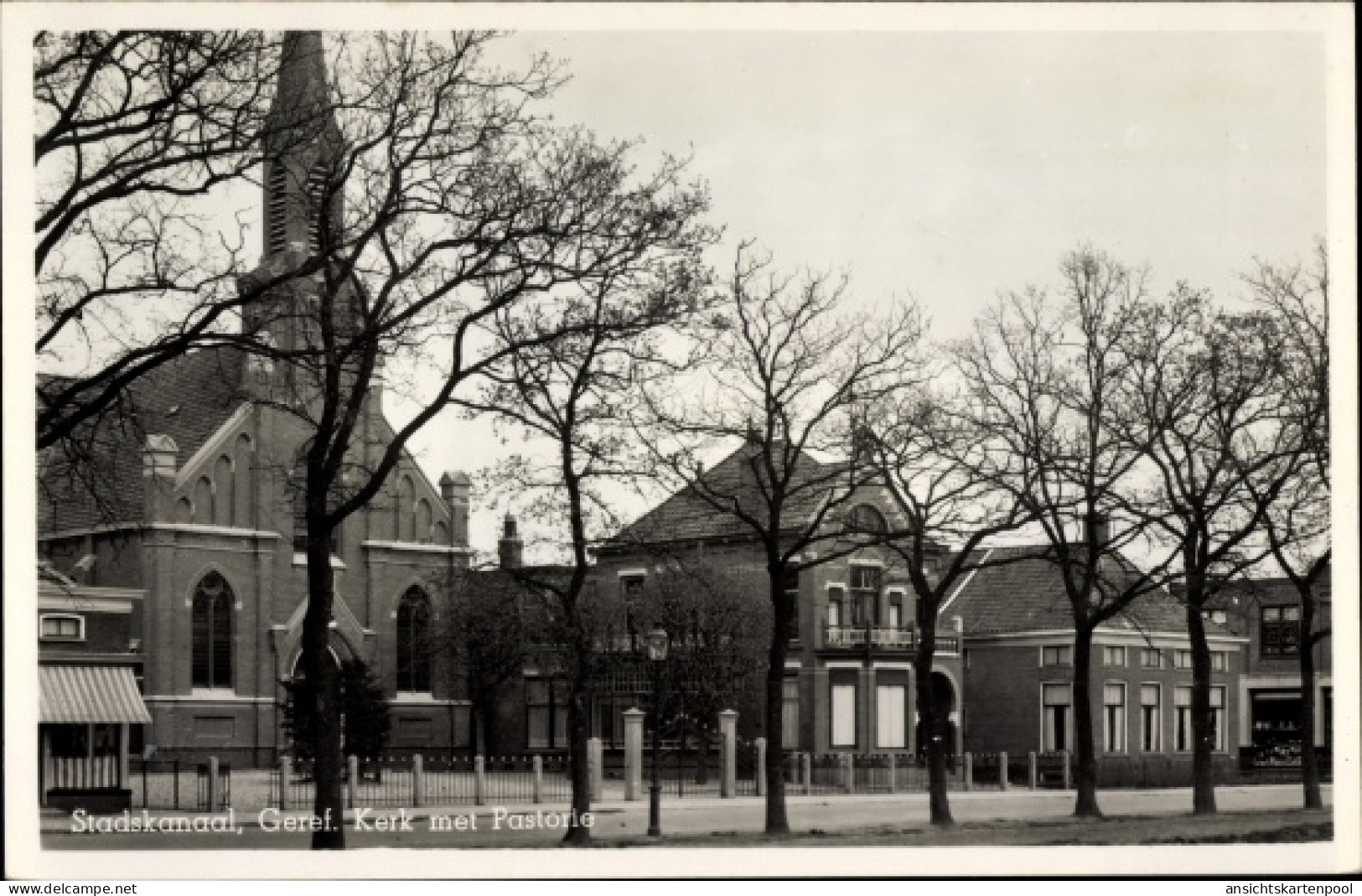 CPA Stadskanaal Groningen, Kirche, Pastorat