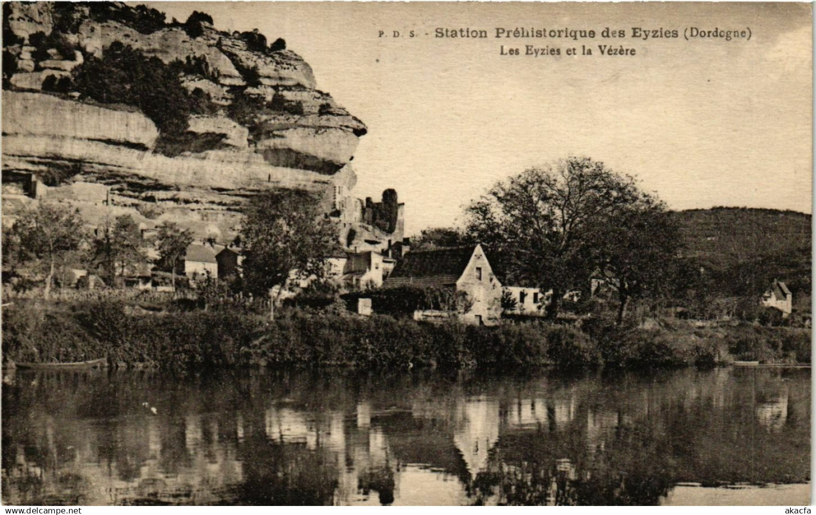 CPA Station Prehistorique des EYZIES - Les EYZIES et la VÉZERE (366884)