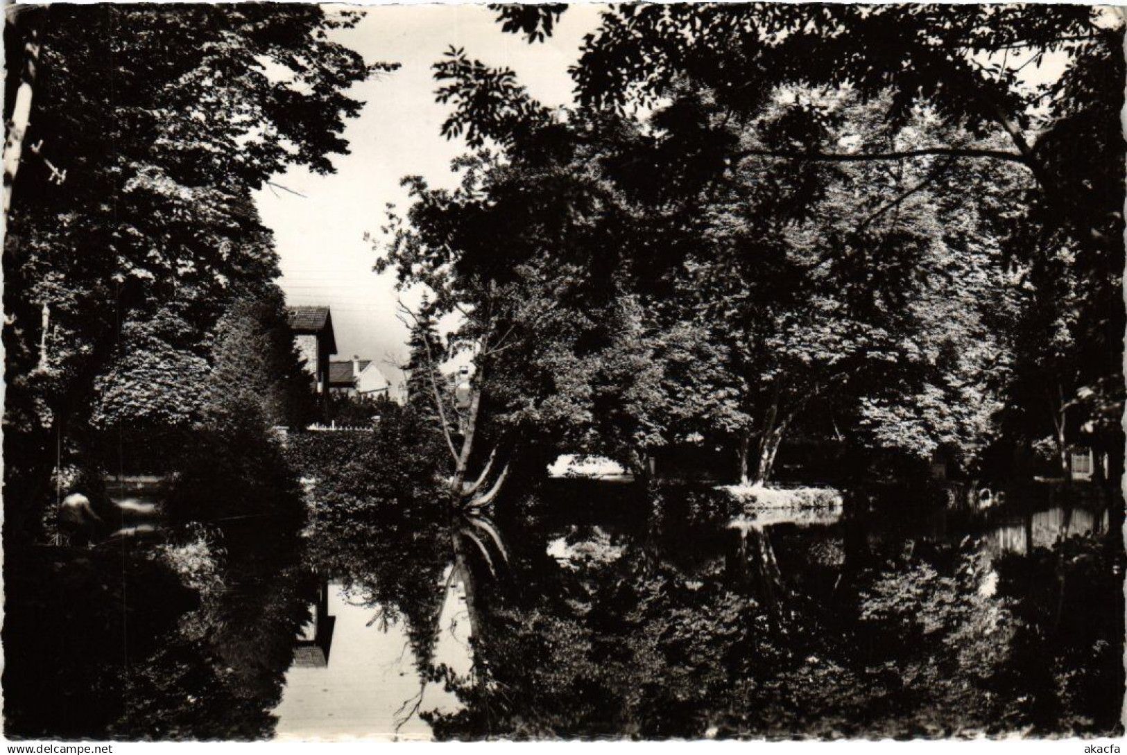 CPA SUCY-en-BRIE L'Etang (1352595)