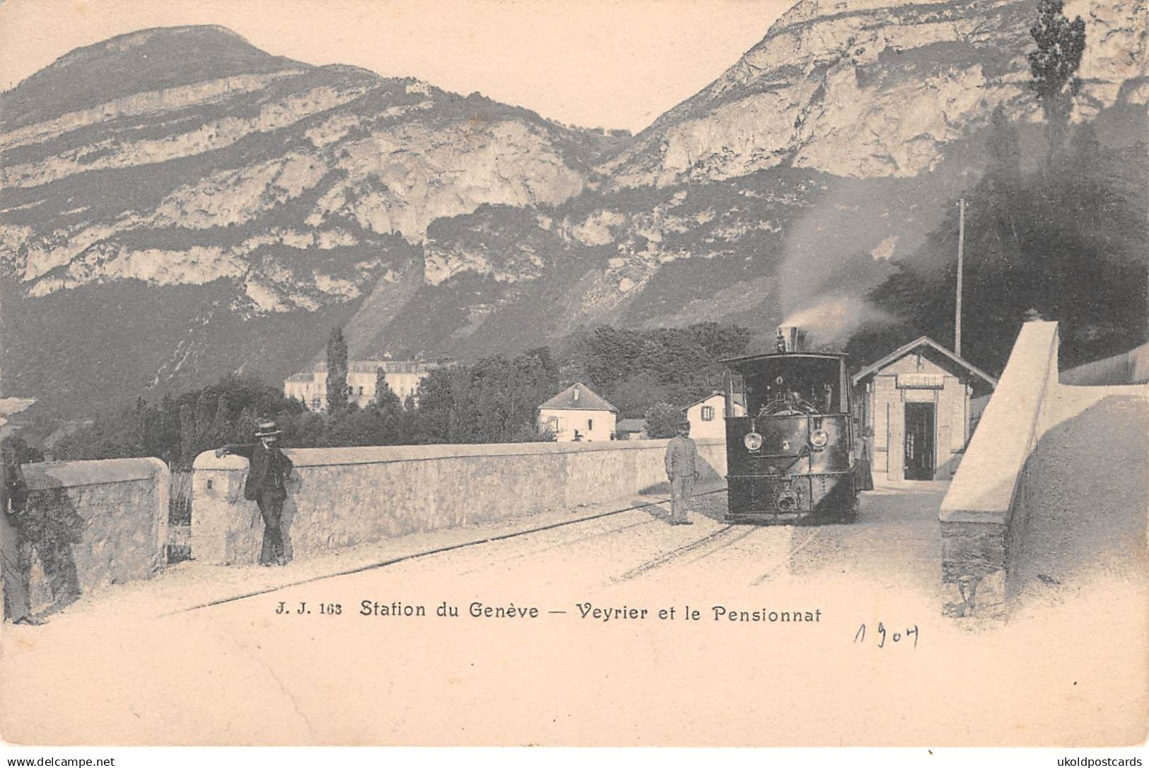 CPA  Suisse,  Station du GENÈVE - VEYRIER et la Pensionnat