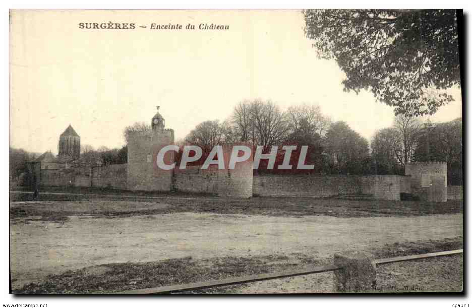 CPA Surgeres Enceinte du Chateau