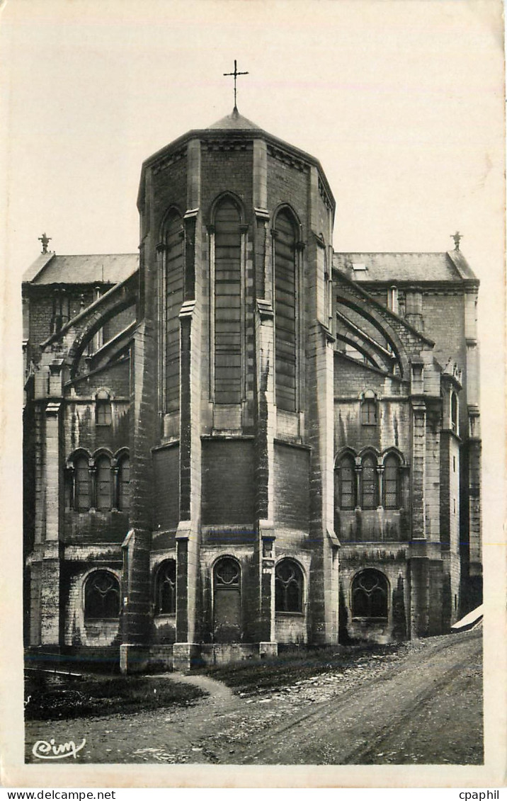 CPA Tarare Rhone Eglise Saint Andre L'Abside