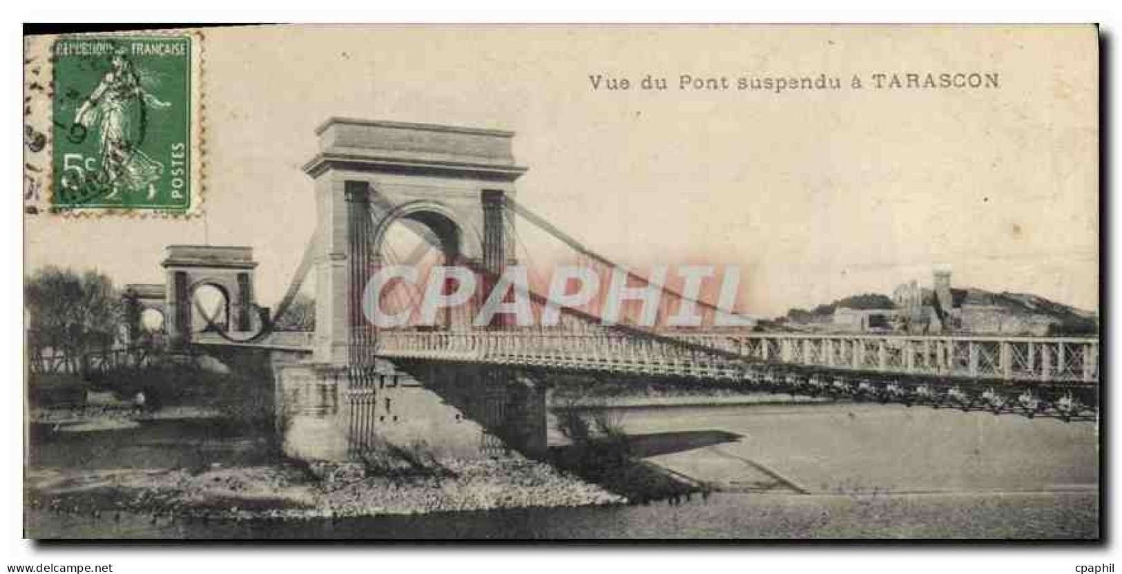 CPA Tarascon Vue du Pont suspendu a Tarascon