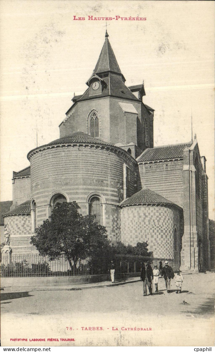 CPA Tarbes La Cathedrale