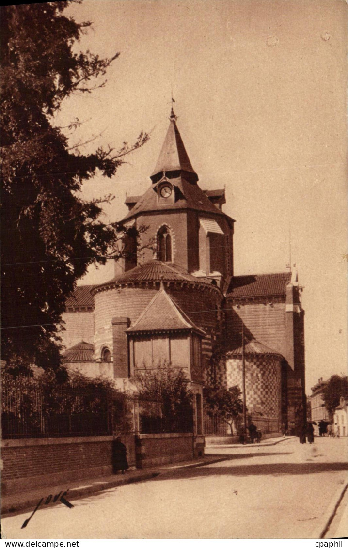CPA Tarbes La Cathedrale
