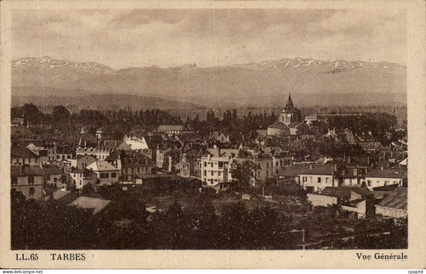 CPA Tarbes Vue generale