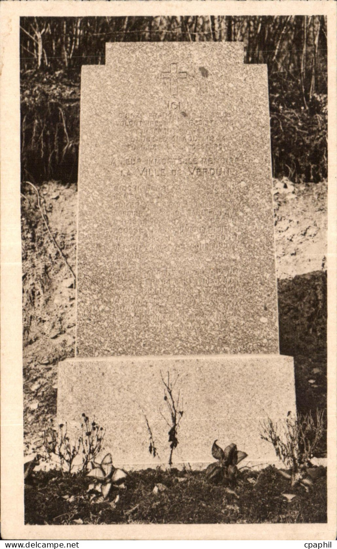 CPA Tavannes stele des Fusilles de Tavannes ou furent fusilles braves dont un camarade belge
