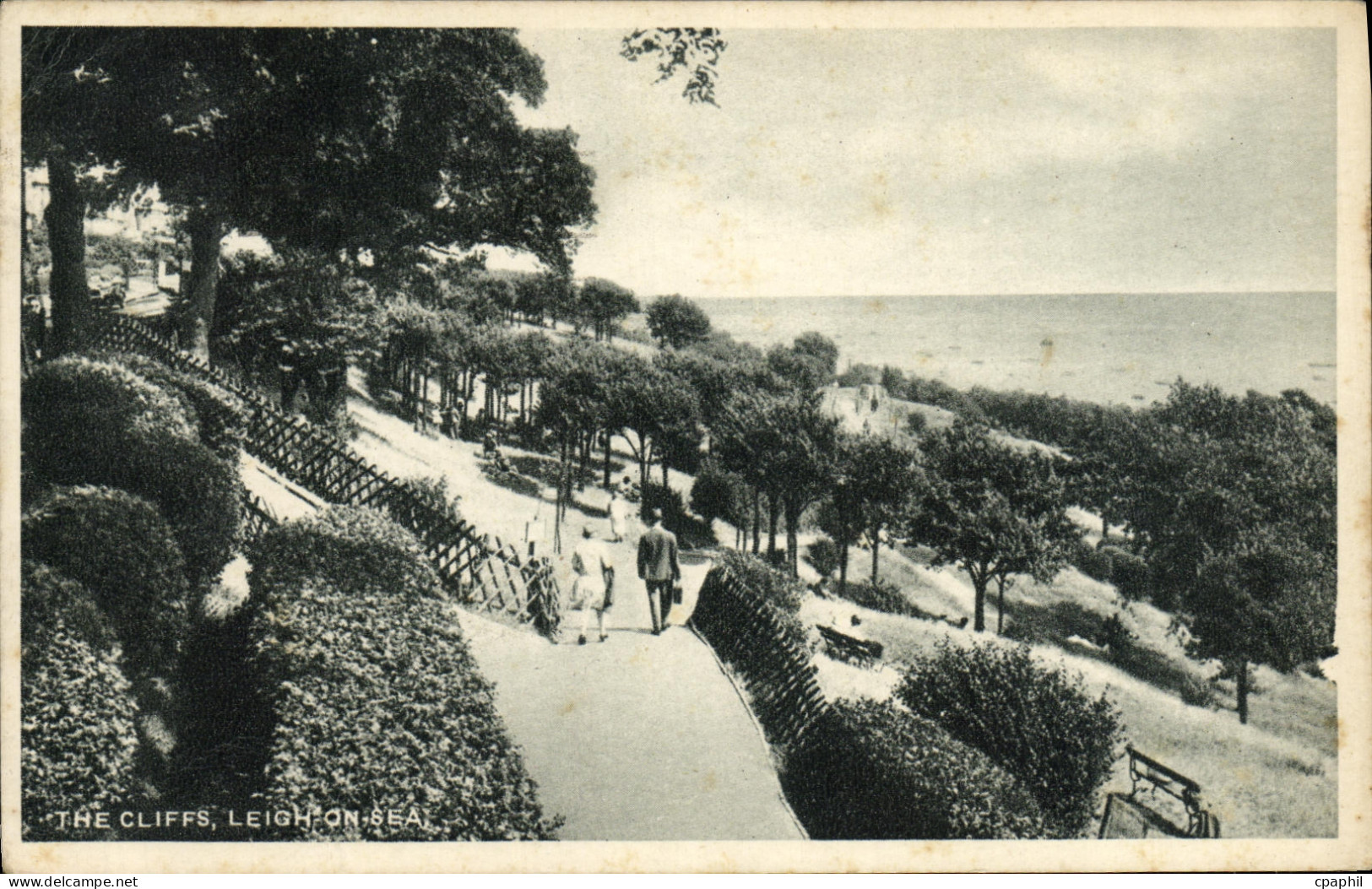 CPA The cliffs Leigh on Sea