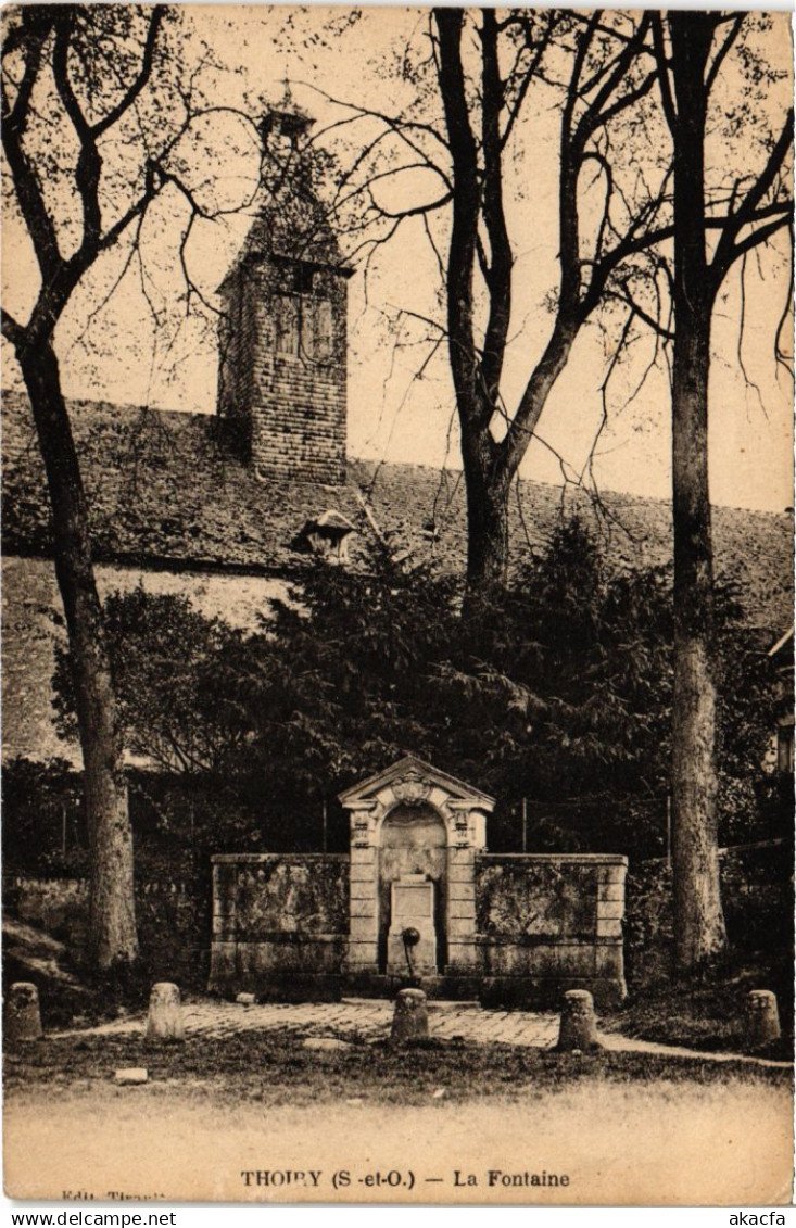 CPA THOIRY La Fontaine (1328767)