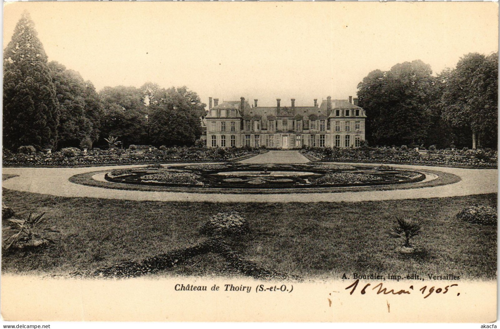 CPA Thoiry Le Chateau FRANCE (1379124)