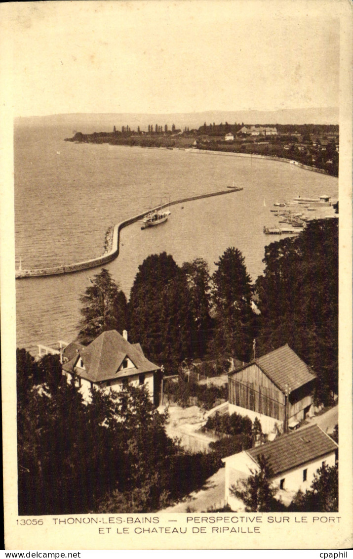 CPA Thonon les Bains Perspective sur le Port et la Chateau de Ripaille