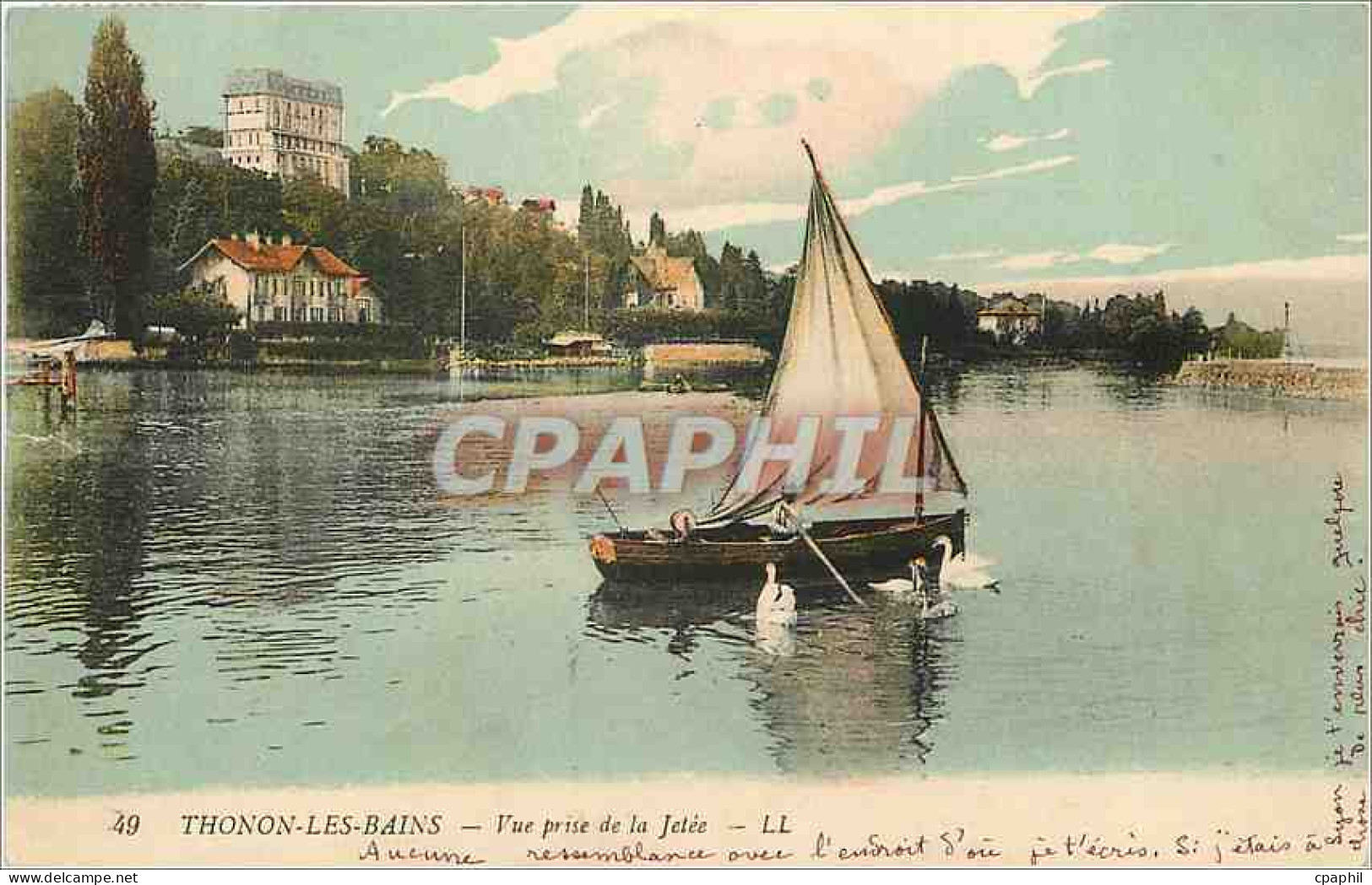 CPA Thonon les Bains Vue prise de la Jetee Bateau Cygnes