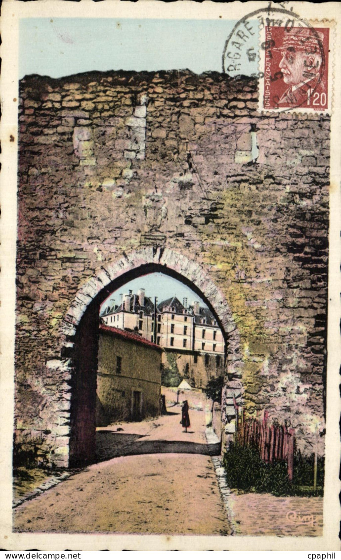CPA Thouars La Porte Maillot