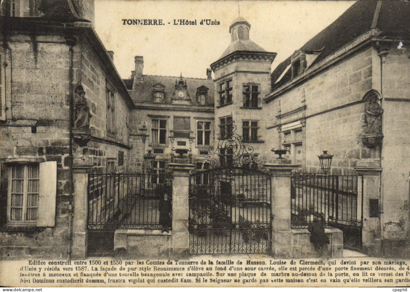 CPA Tonnerre L'Hotel d'Uzes
