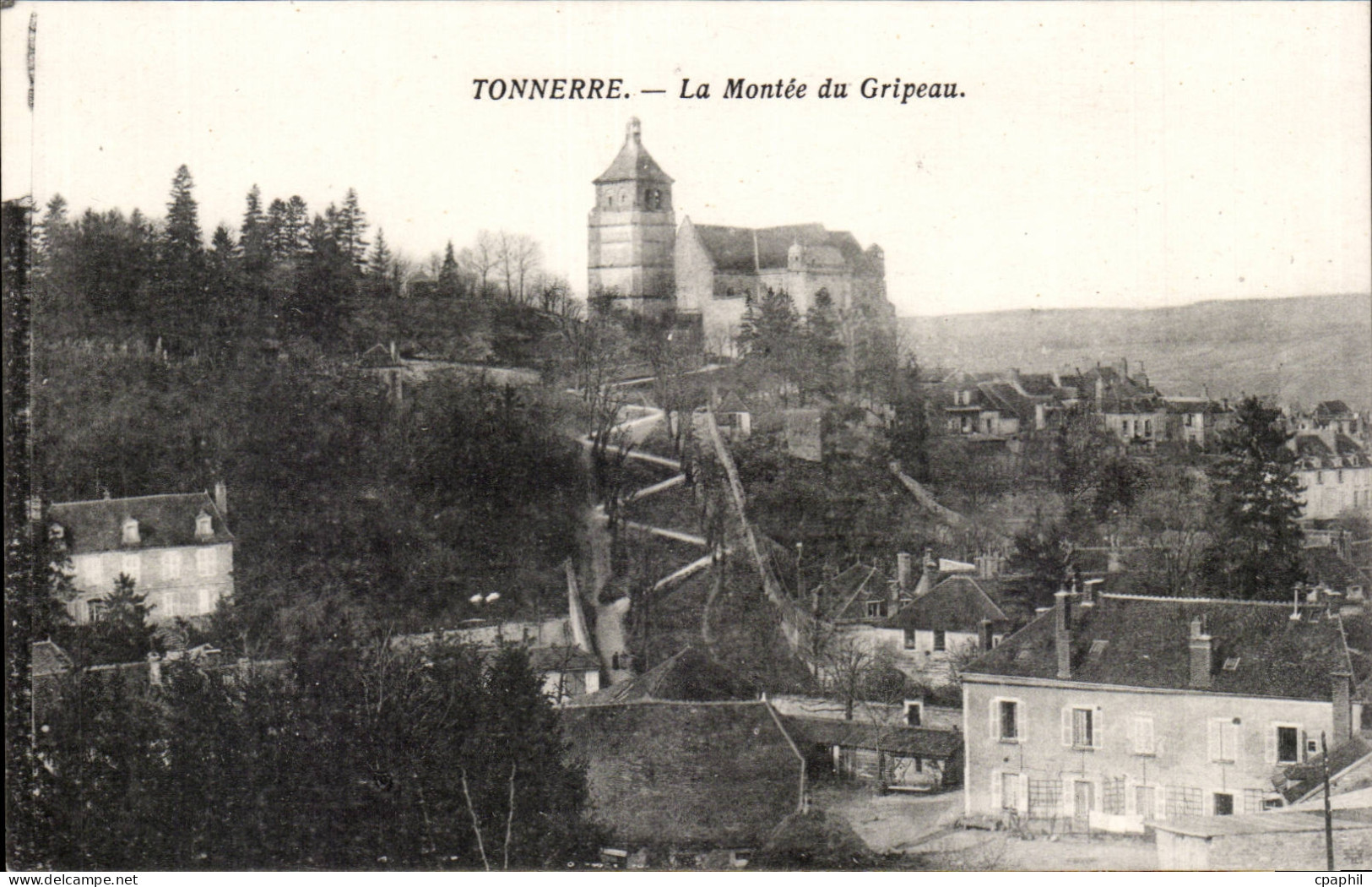 CPA Tonnerre La montee du Gripeau