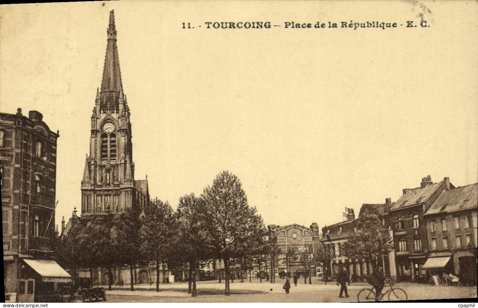 CPA Tourcoing Place De la Republique