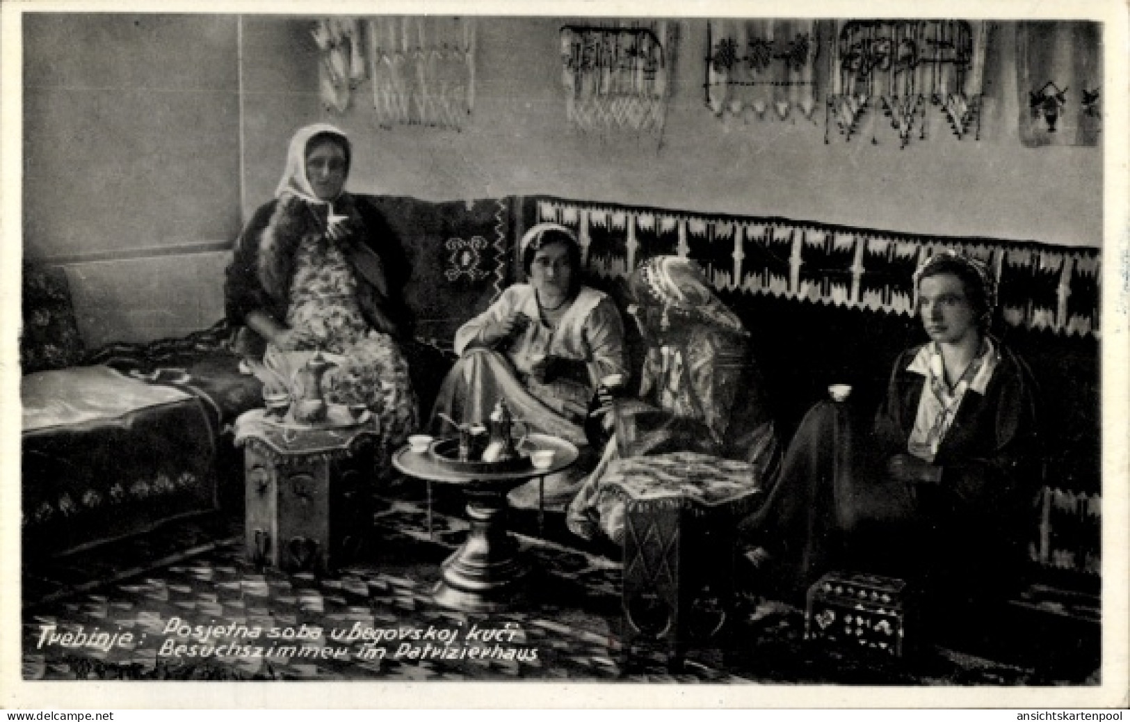 CPA Trebinje Bosnien Herzegowina, Besuchszimmer im Patrizierhaus