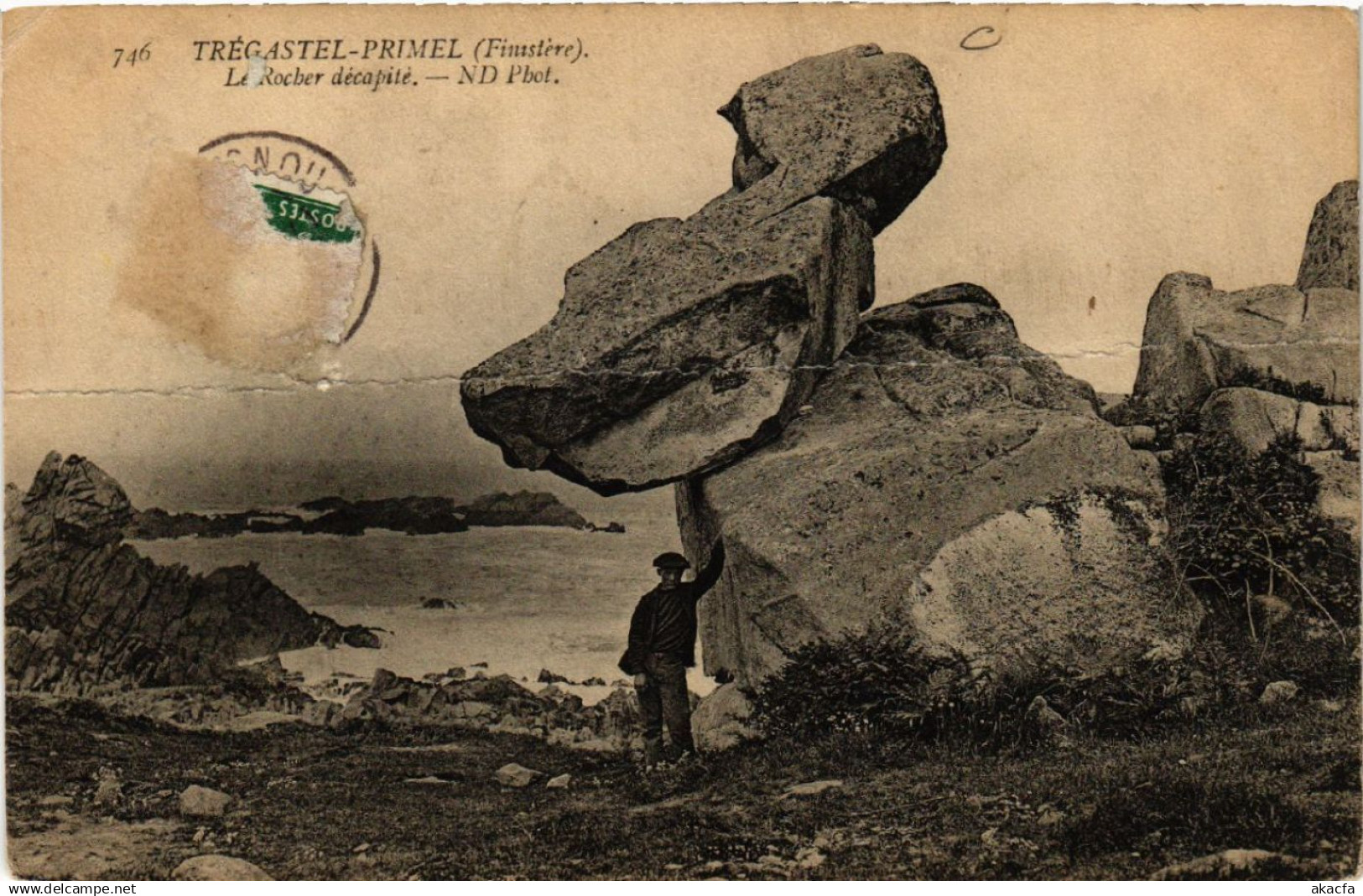 CPA TRÉGASTEL-PRIMEL - Le Rocher décapite (457681)