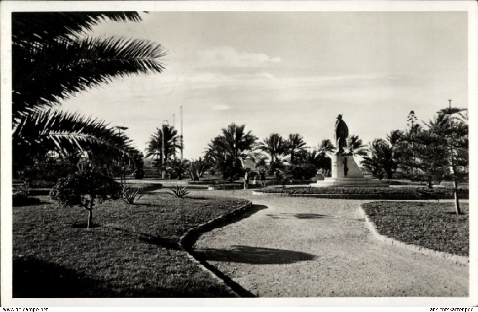 CPA Tripolis Tripoli Libyen, Sul Lungomare, Monumentp Gen. Cantore