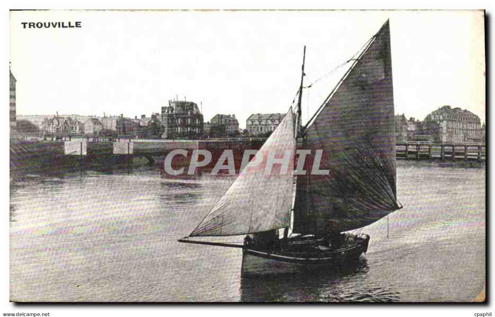 CPA Trouville Bateau