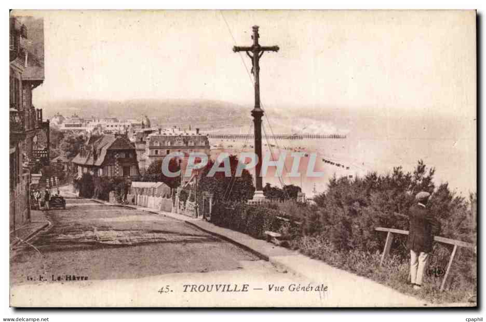 CPA Trouville Vue generale