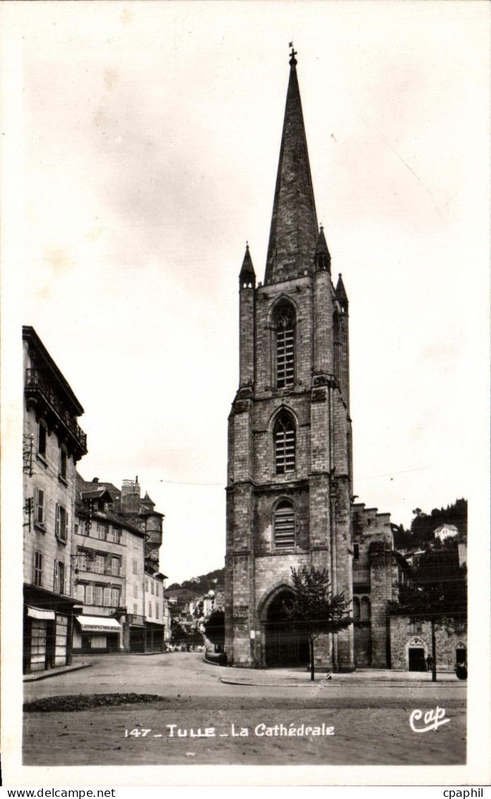CPA Tulle La Cathedrale