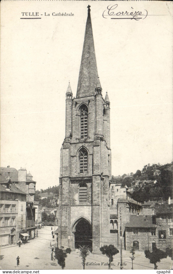 CPA Tulle La Cathedrale