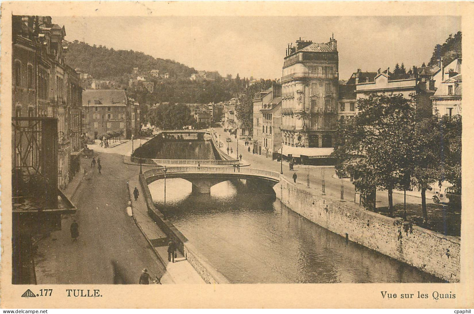 CPA Tulle Vue sur les Quais