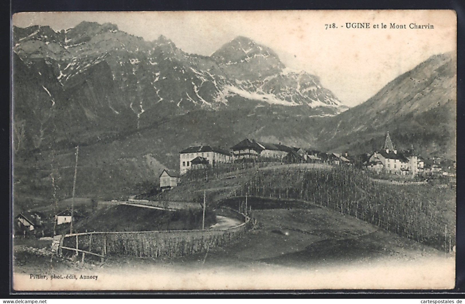 CPA Ugine, Ugine et le Mont Charvin